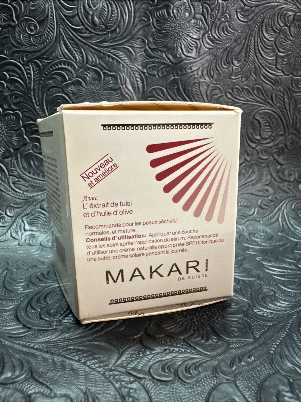 Makari De Suisse Tulsi & Olive Face Cream
